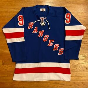New York Rangers Gretzky Hockey Jersey (Read Description)